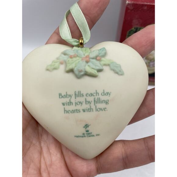Vintage Hallmark Ornament Babys First Christmas 1997 Fine Porcelain Keepsake - Picture 3 of 6